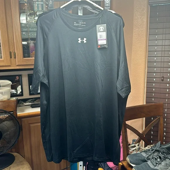 Under Armour Heatgear shirt - Picture 1 of 4